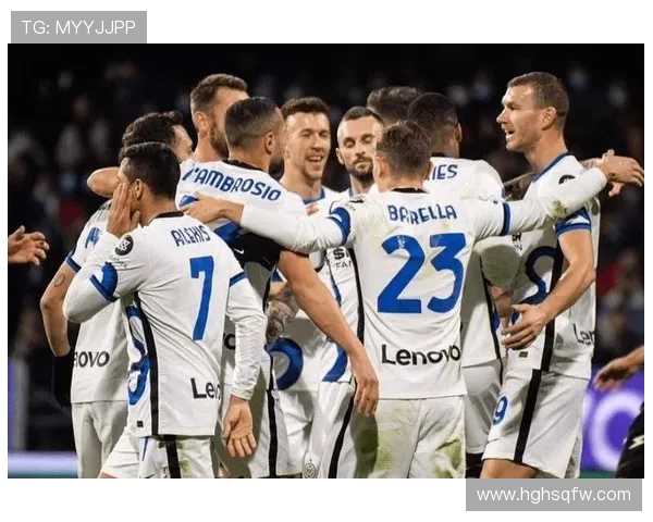 上海足球队以82分稳居冠军赛积分榜首位，争冠形势一片大好