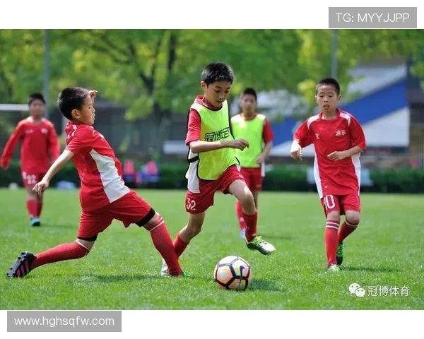 上海足球队在精英赛中的速度优势分析与表现点评