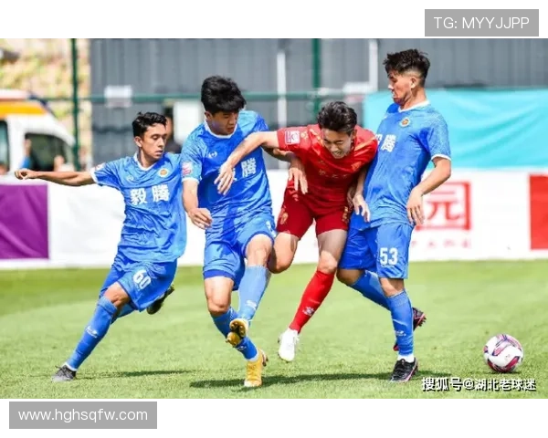 上海足球队在城市联赛积分榜上以87分稳居第一名，展现强劲实力