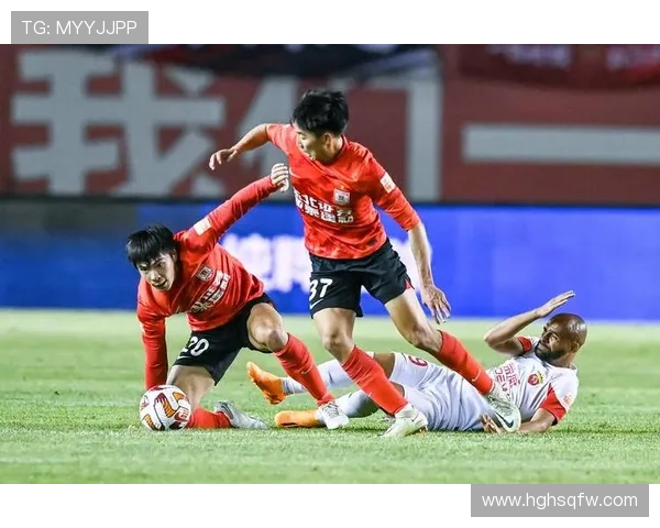 上海足球队的力量变革引发热议助力城市体育发展新篇章