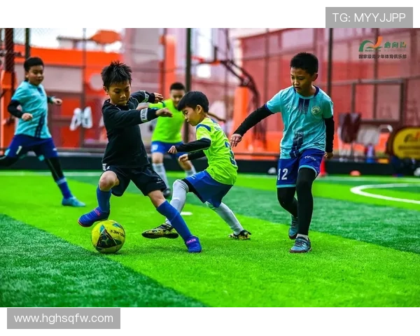 世界足球明星队服的魅力与风采探秘，领略球场上的时尚与个性