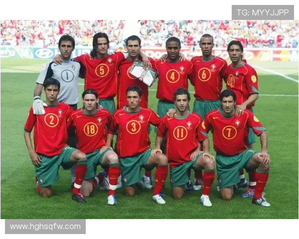 中国足球明星的辉煌历程与成就解析：从青涩少年到国际巨星的成长之路